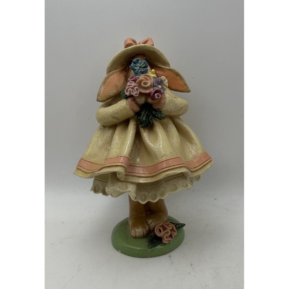 Vintage Donna Little Bunny Rabbit Figurine Holding Flowers Easter Resin 5.5"